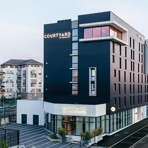 Courtyard By Marriott Paris Hotel Creteil